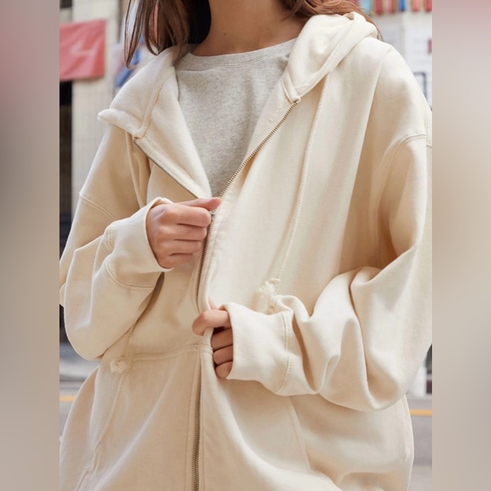 Brandy Melville Christy Hoodie (Cream)
